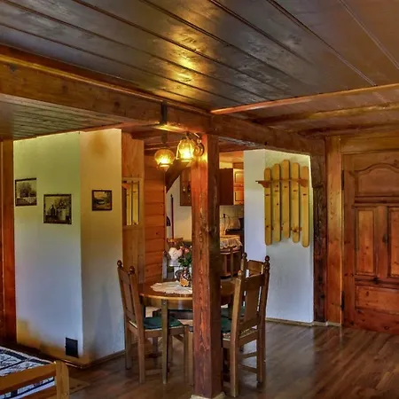 Baba Jaga Gospodarstwo agroturystyczne Zachelmie (Jelenia Gora)