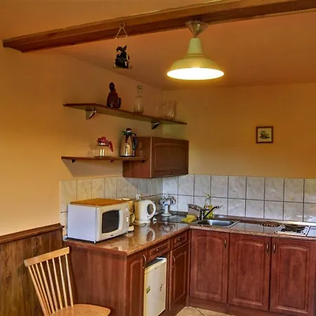 Baba Jaga Gospodarstwo agroturystyczne *
